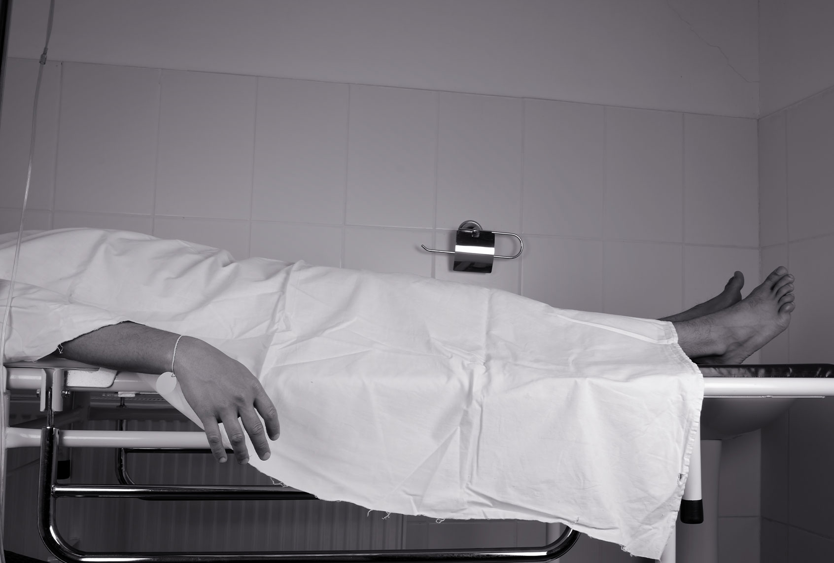 A shot of a body in the morgue (Getty Images/fmajor)